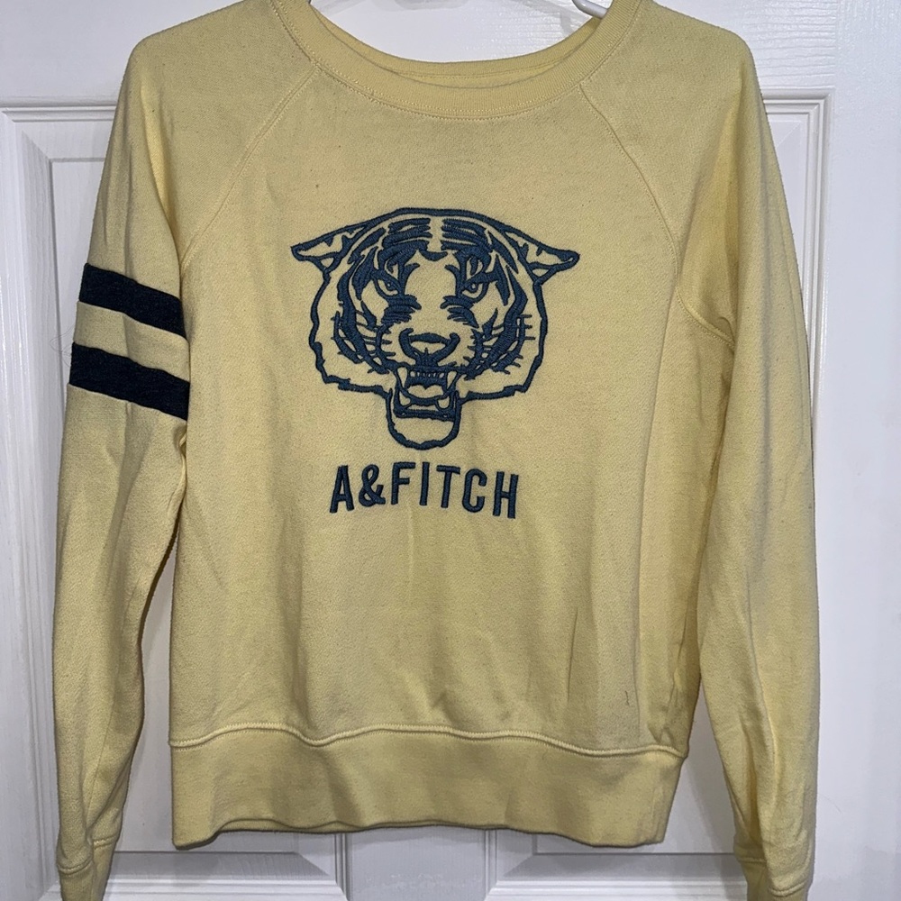 Sweater with print